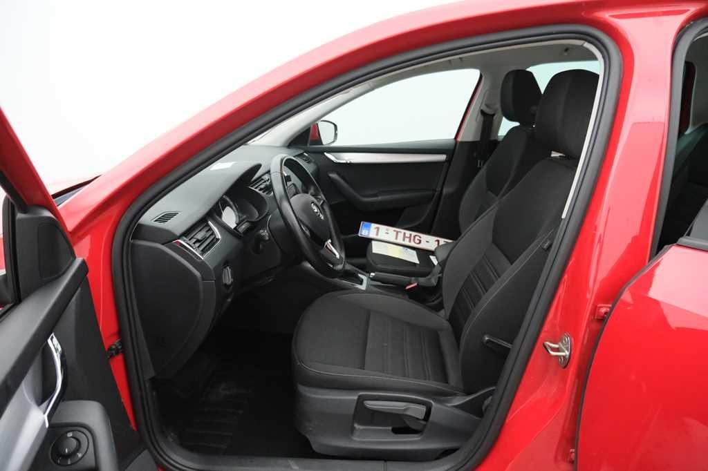 Skoda Octavia Combi 2017 photo 6