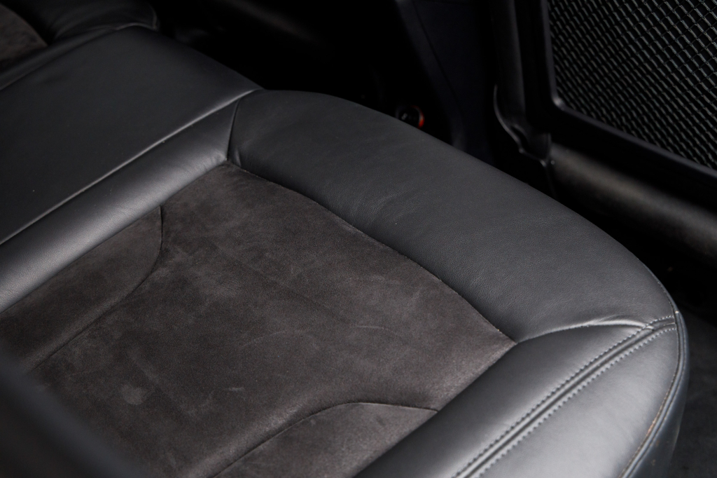 Audi Q3 2012 фото 31