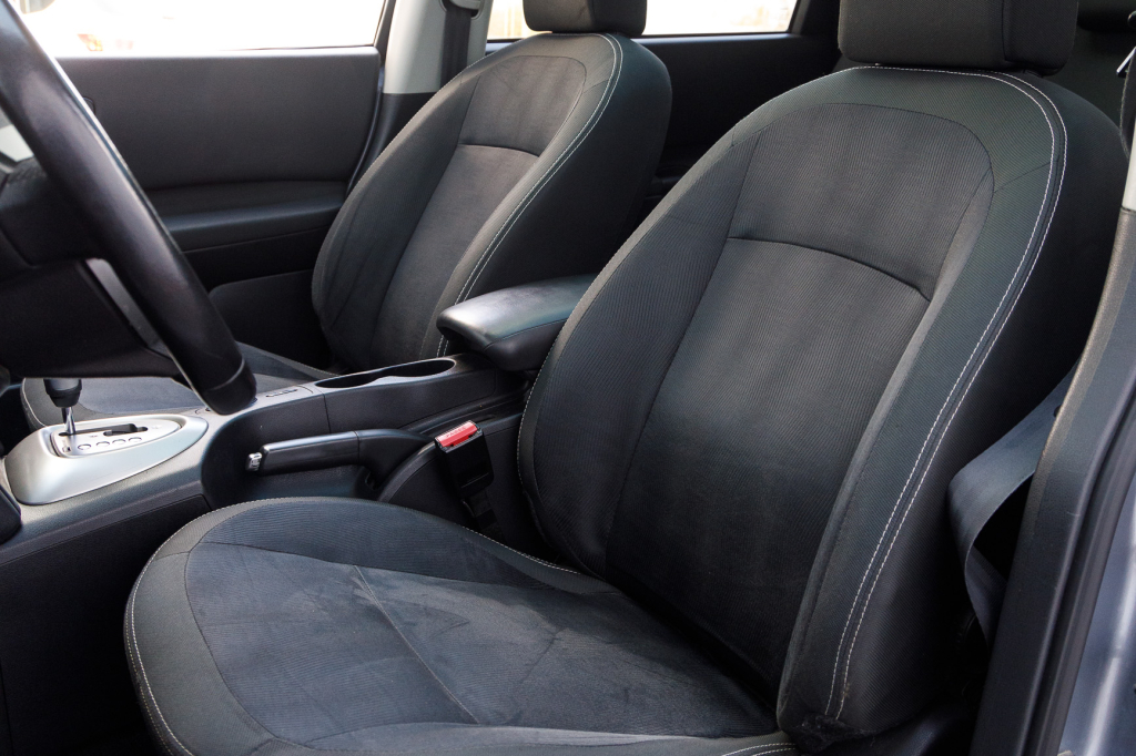 Nissan Qashqai+2 AWD 2010 photo 8