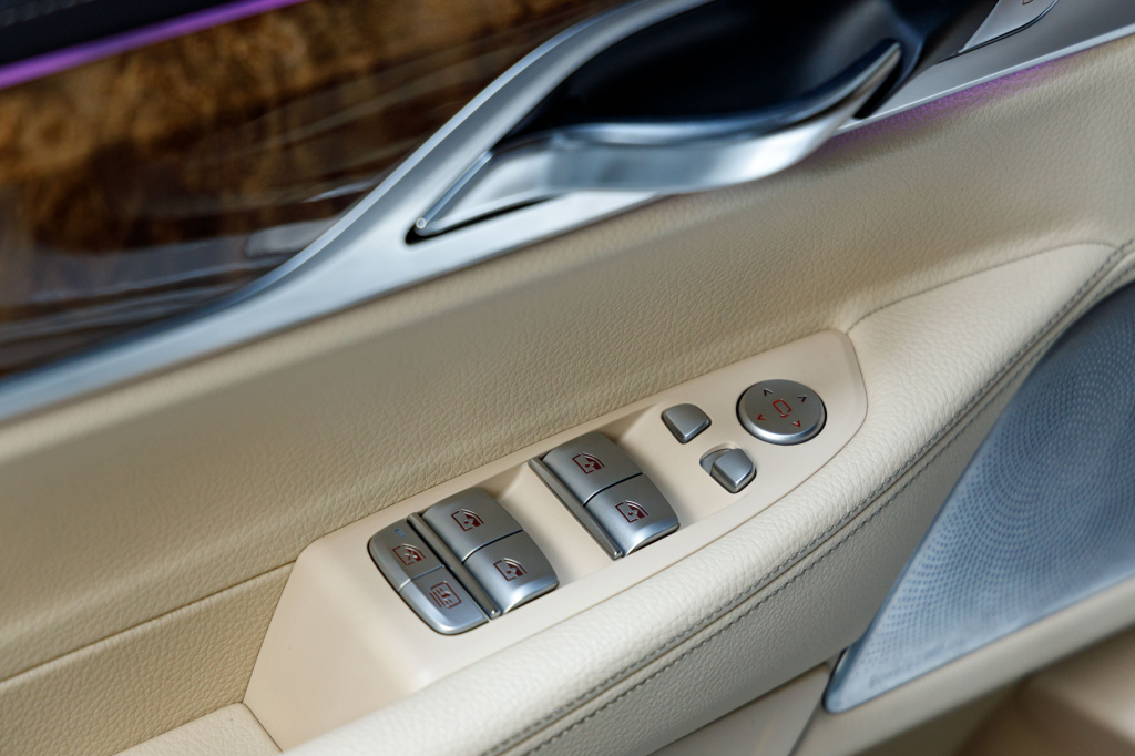 BMW 740 2016 фото 21