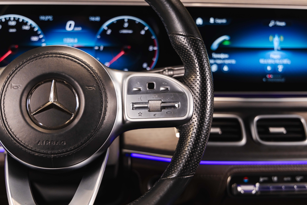 Mercedes-Benz GLS-Class 400d 2020 photo 26