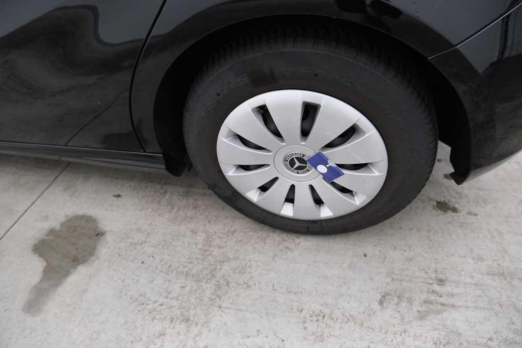 Mercedes-Benz A-Klasse 2017 photo 11