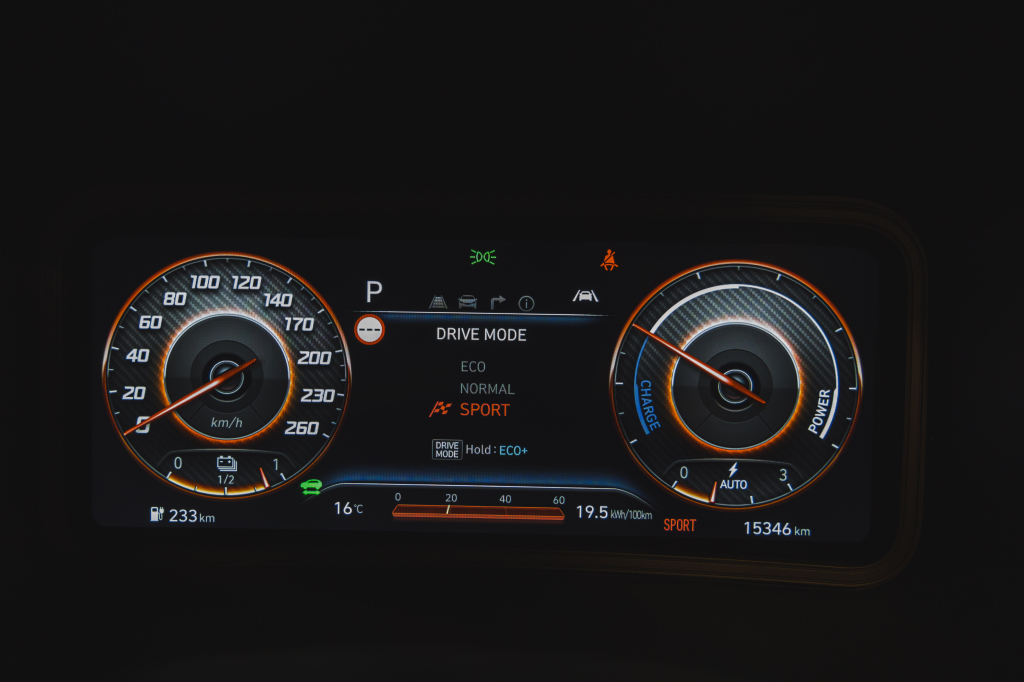 Hyundai Kona Electric 2021 фото 17