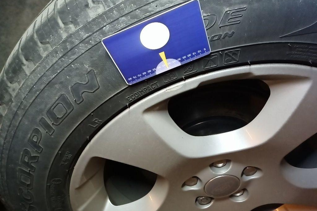 Land Rover Discovery 2016 photo 31