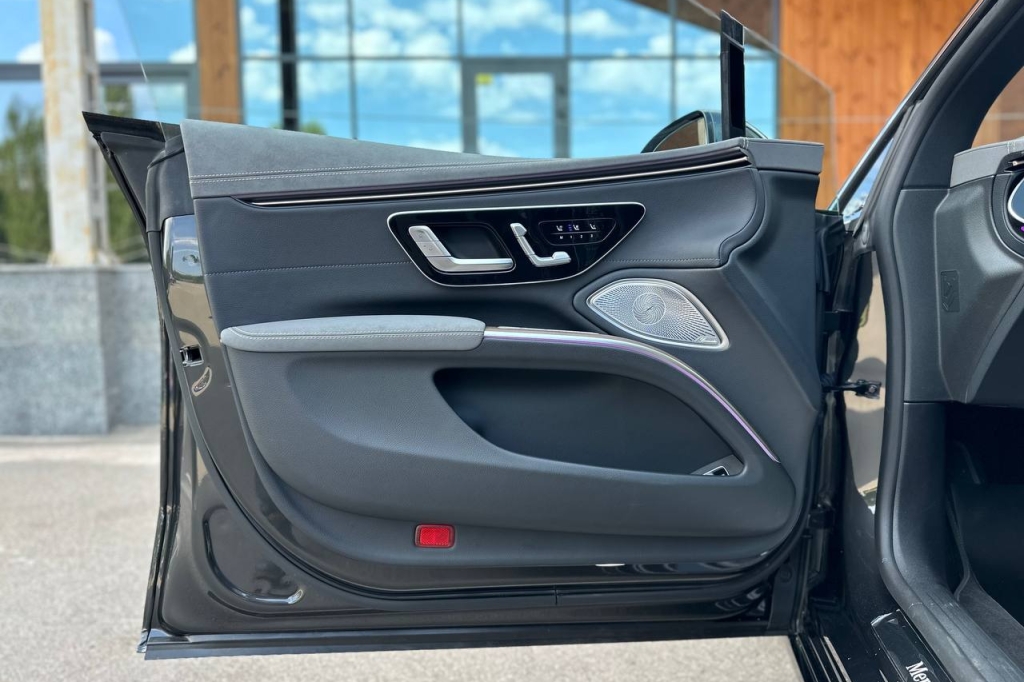 Mercedes-Benz EQS 580 2021 фото 9