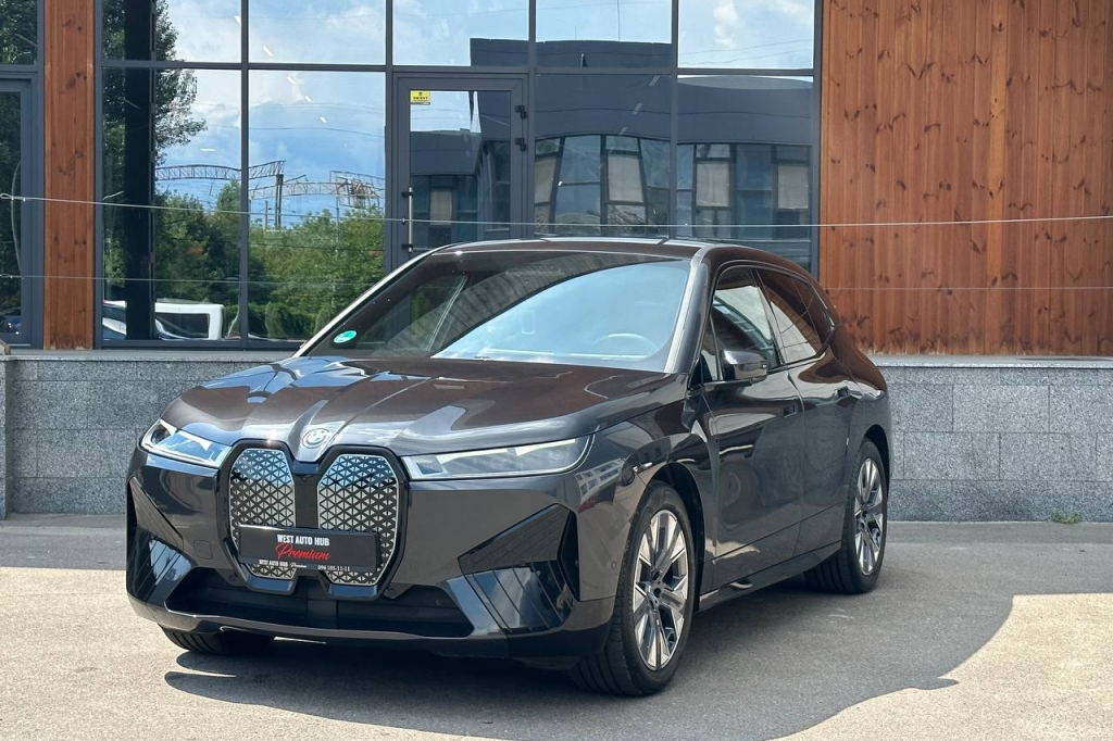BMW iX xDrive40 2022 фото 2