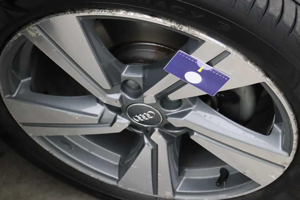 Audi Q2 2017 фото 9