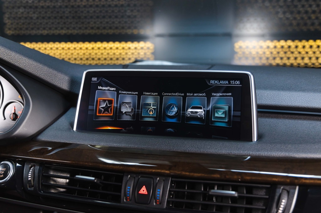BMW X5 2017 фото 28