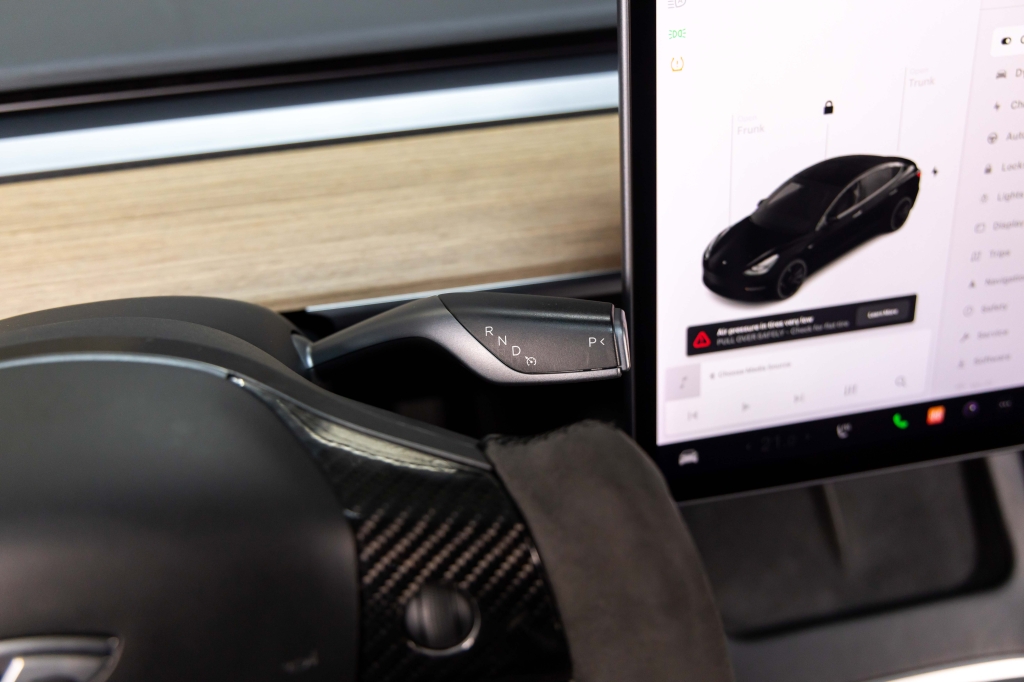 Tesla Model 3 Standard Range Plus 2021 фото 24