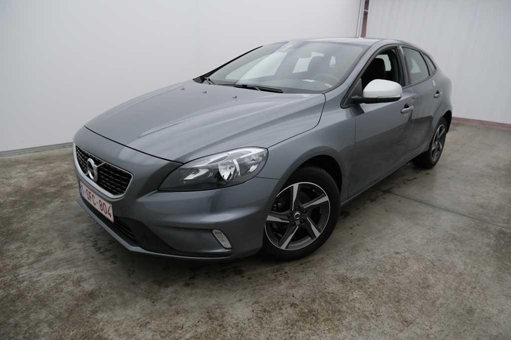 Volvo V40 2017 фото 6