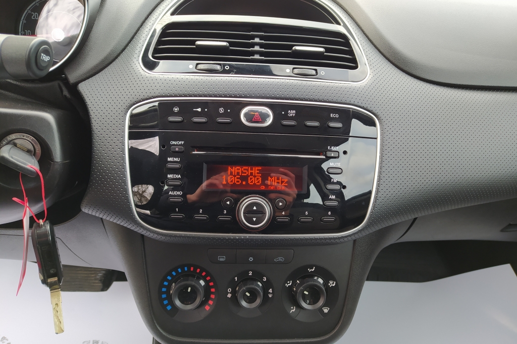 Fiat Punto фото 18