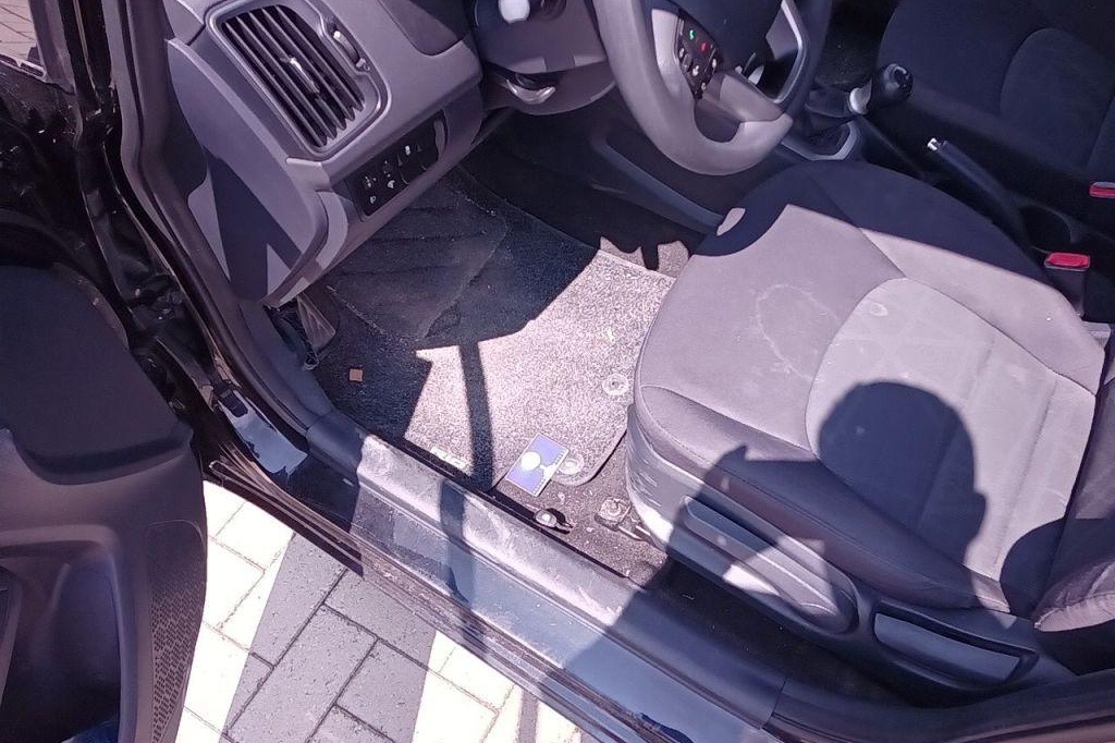 Kia Rio 2017 фото 25