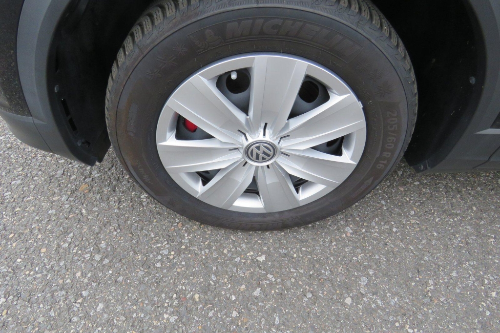 Volkswagen T-Roc 2019 фото 4