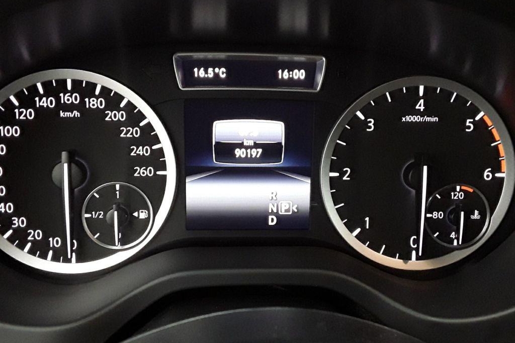 Infiniti Q30 2018 photo 5