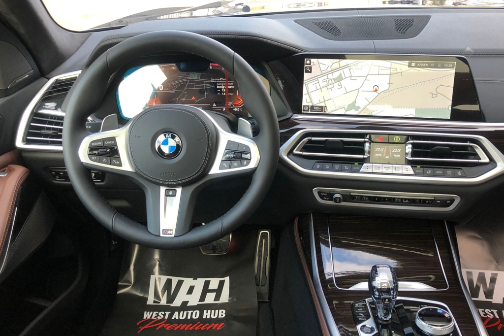 BMW X7 30D 2021 фото 17
