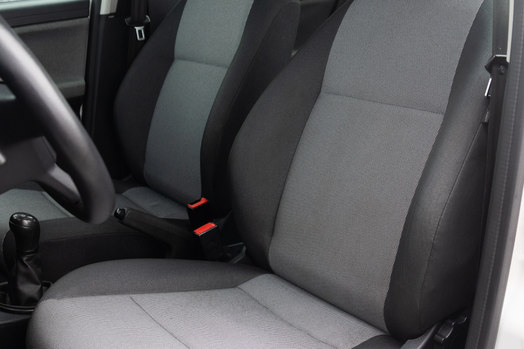 Skoda Fabia 2014 фото 12