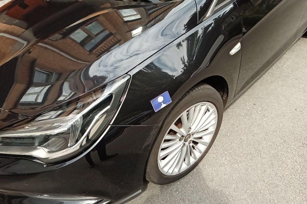 Opel Astra 2016 фото 36