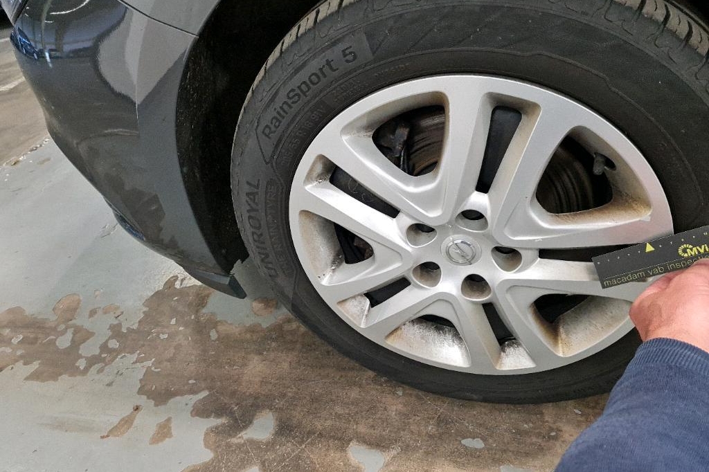 Opel Astra Sports Tourer 2016 фото 27