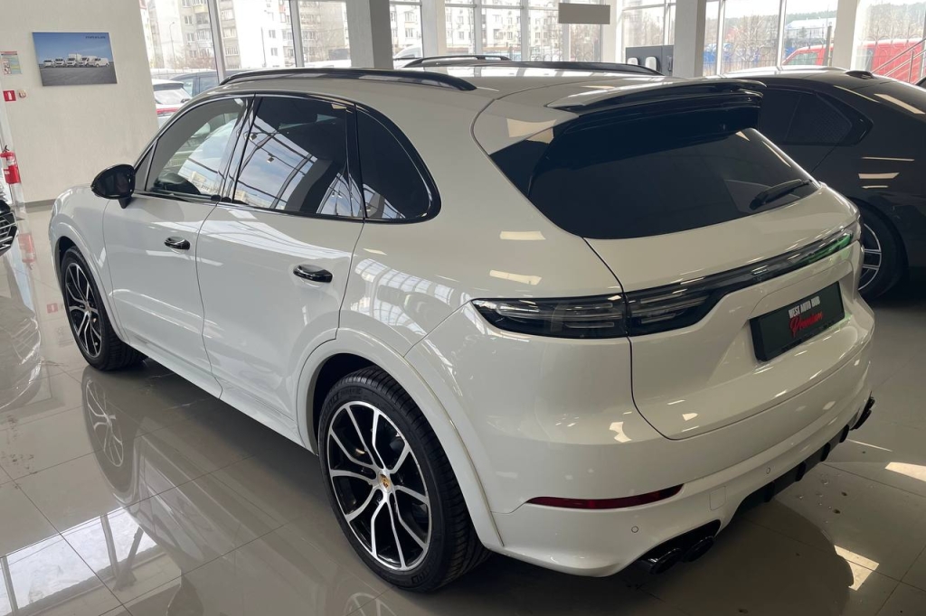 Porsche Cayenne 2019 photo 2