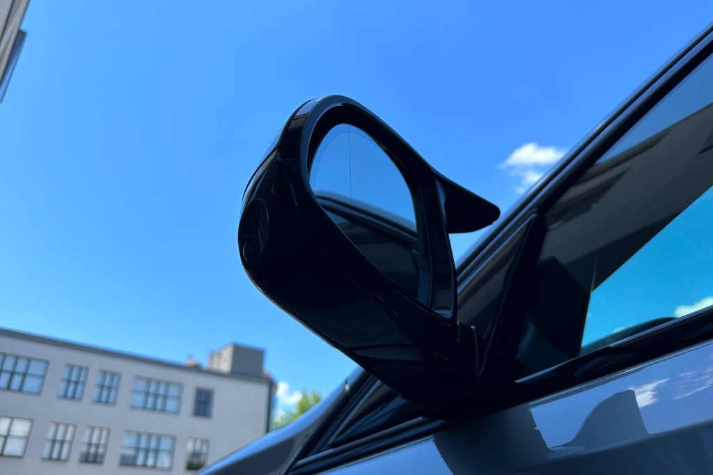 BMW X6 M Competition 2022 фото 10