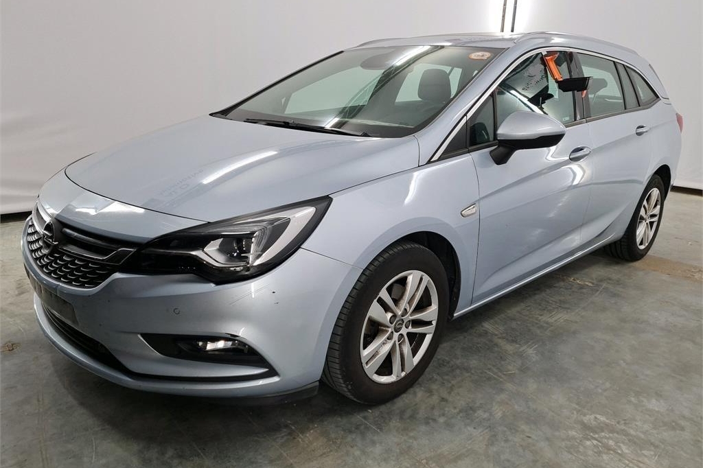 Opel Astra Sports Tourer 2016 фото 4