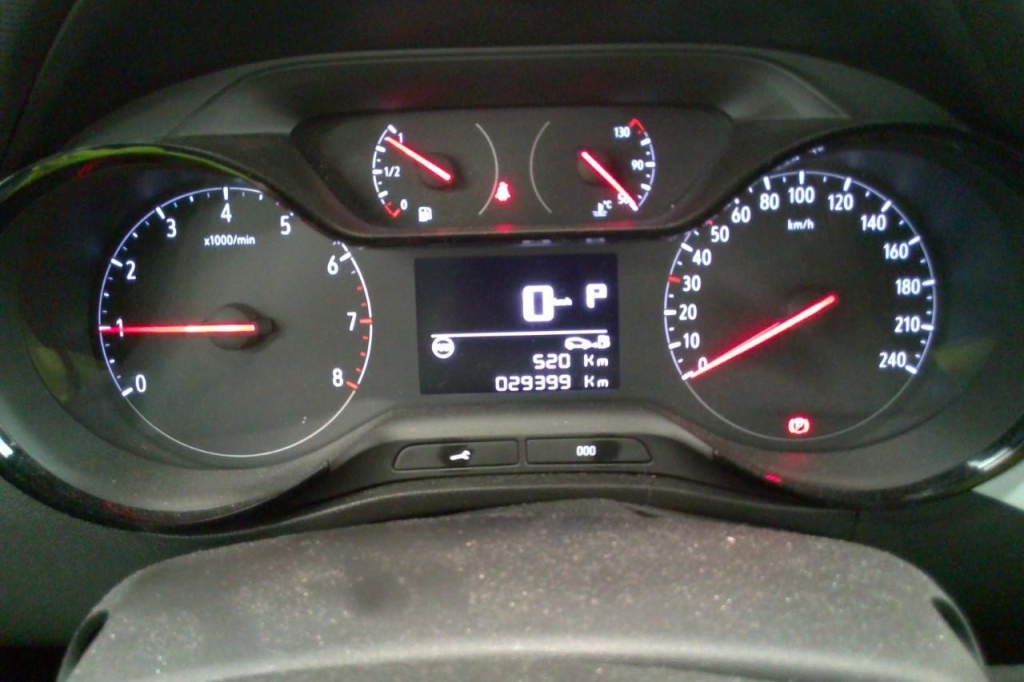 Opel Crossland X 2020 photo 6