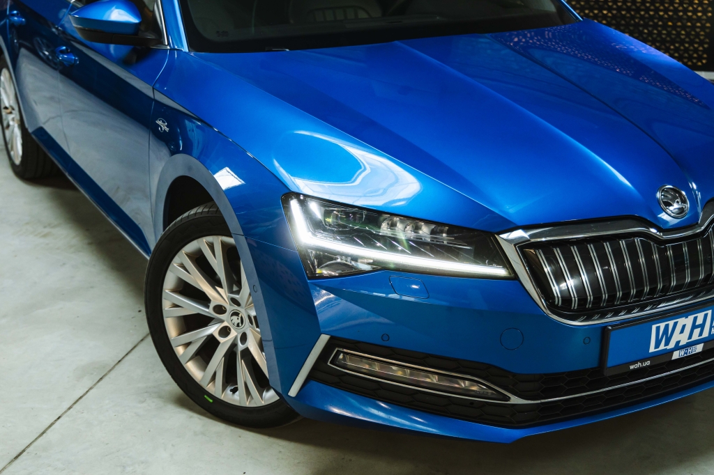 Skoda Superb Plug In Hybrid 2020 фото 5