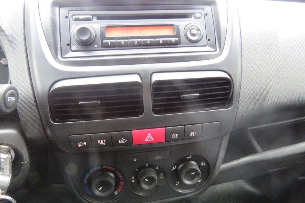 Opel Combo 2018 фото 4