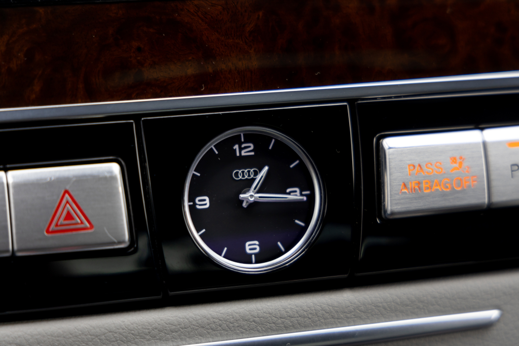 Audi A8 2014 фото 35