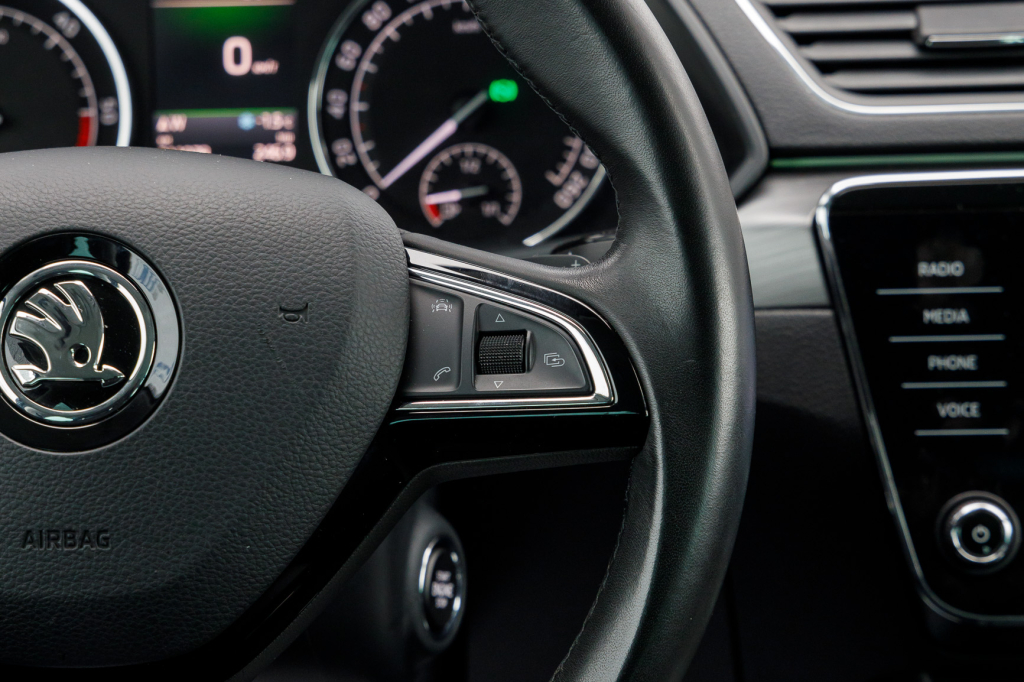 Skoda Superb photo 10