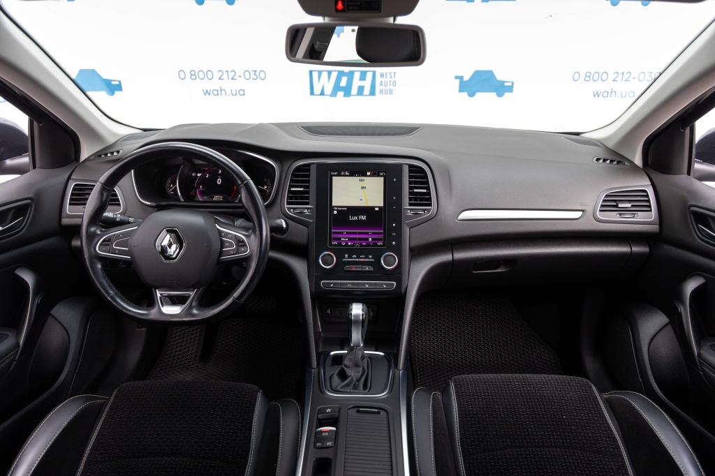 Renault Megane 2020 фото 24