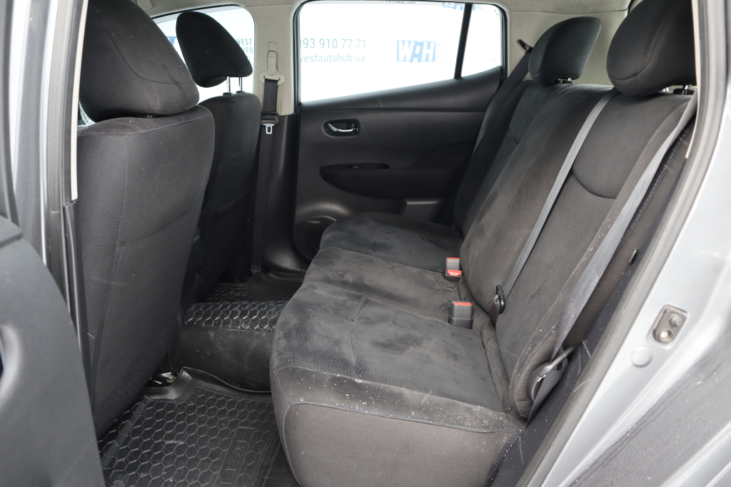 Nissan Leaf фото 18