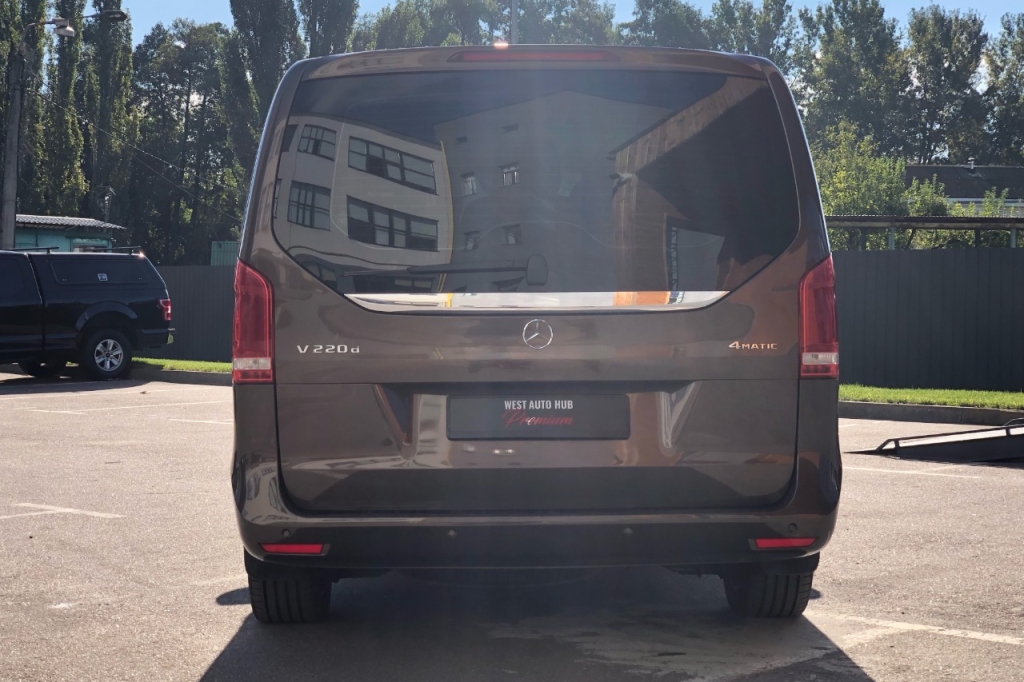 Mercedes-Benz V 220 4MATIC long 2018 фото 4