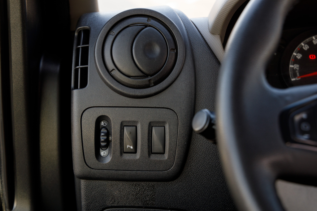 Opel Movano фото 15