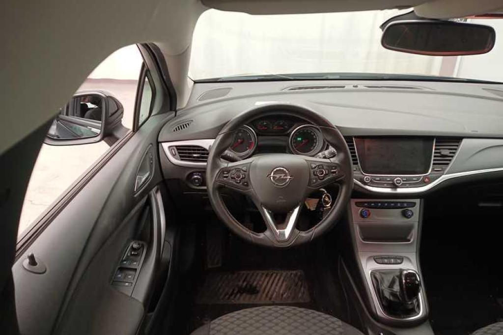 Opel Astra Sports Tourer 2016 photo 2