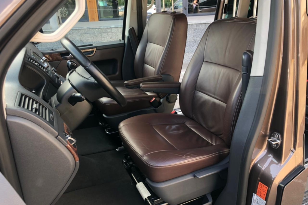 Volkswagen Multivan HIGHLINE 2011 photo 6