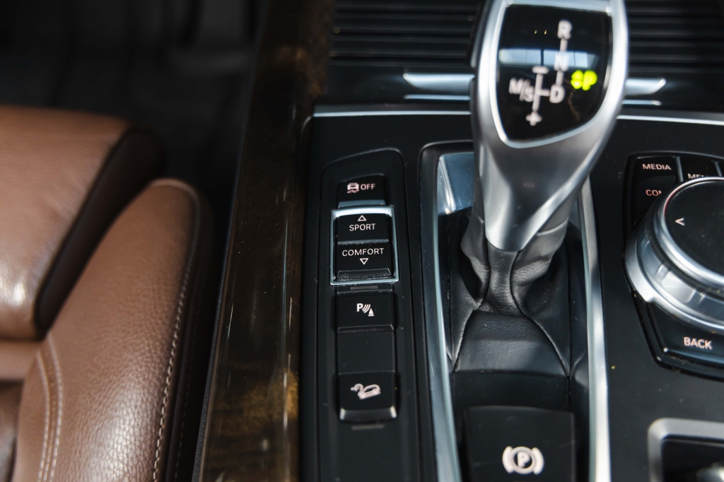 BMW X5 2017 фото 31