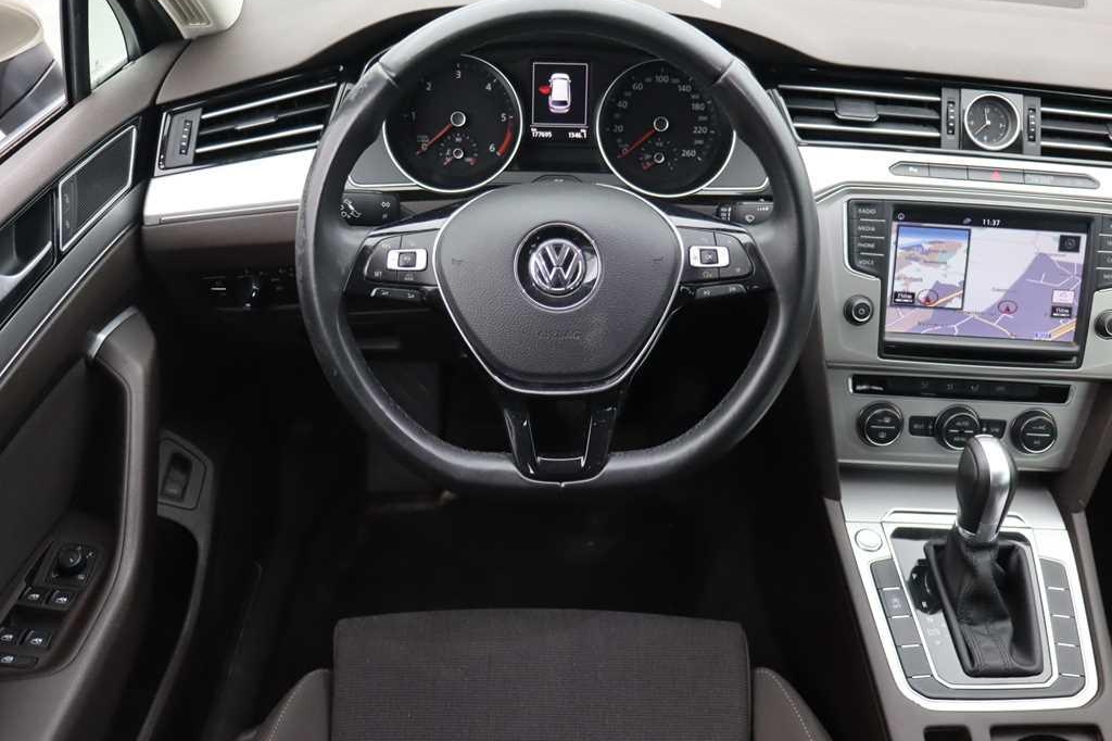 Volkswagen Passat Variant 2016 photo 3