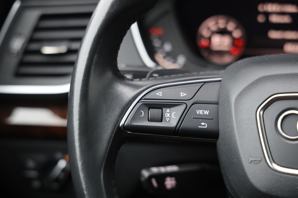 Audi Q5 2017 фото 18