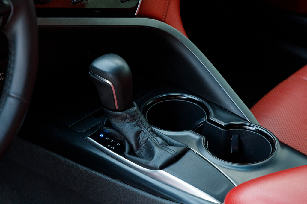 Toyota Camry 2017 фото 29