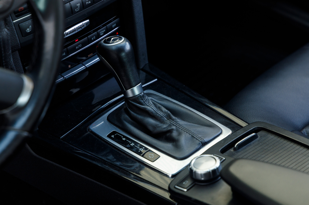 Mercedes-Benz E 250 E250 CDI 2010 фото 24