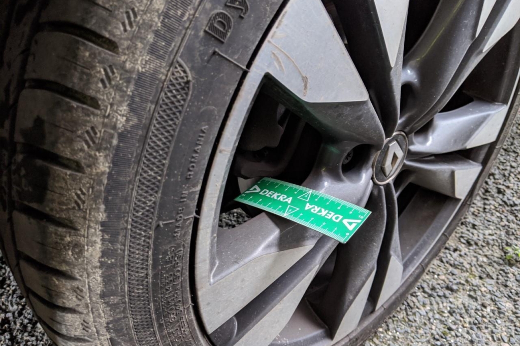 Renault Megane Grandtour 2019 photo 9