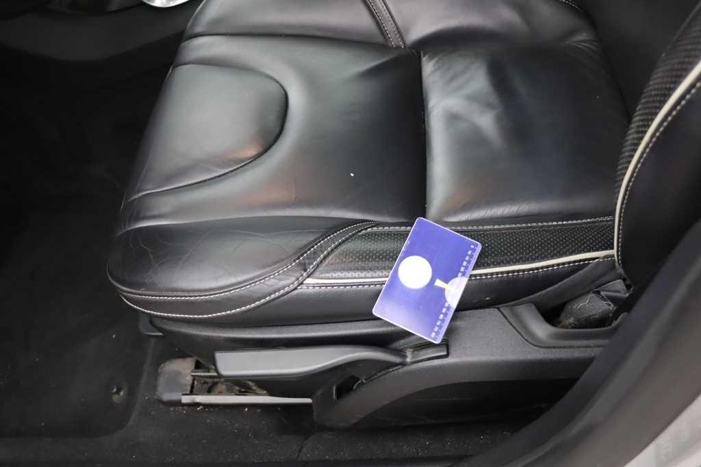 Volvo V40 2016 photo 15