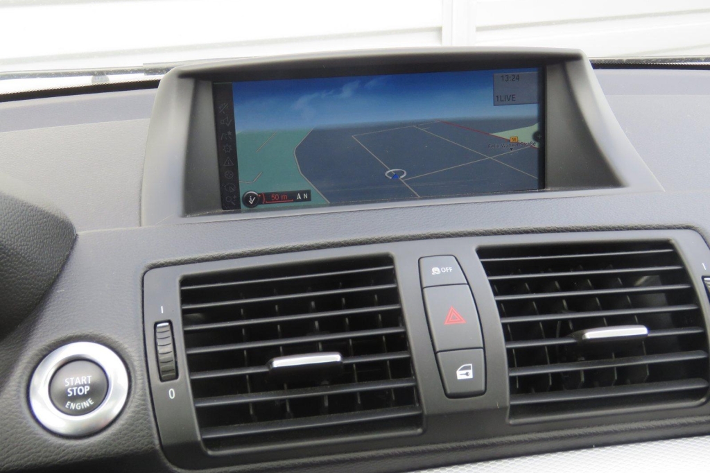 BMW 1er 2012 фото 9