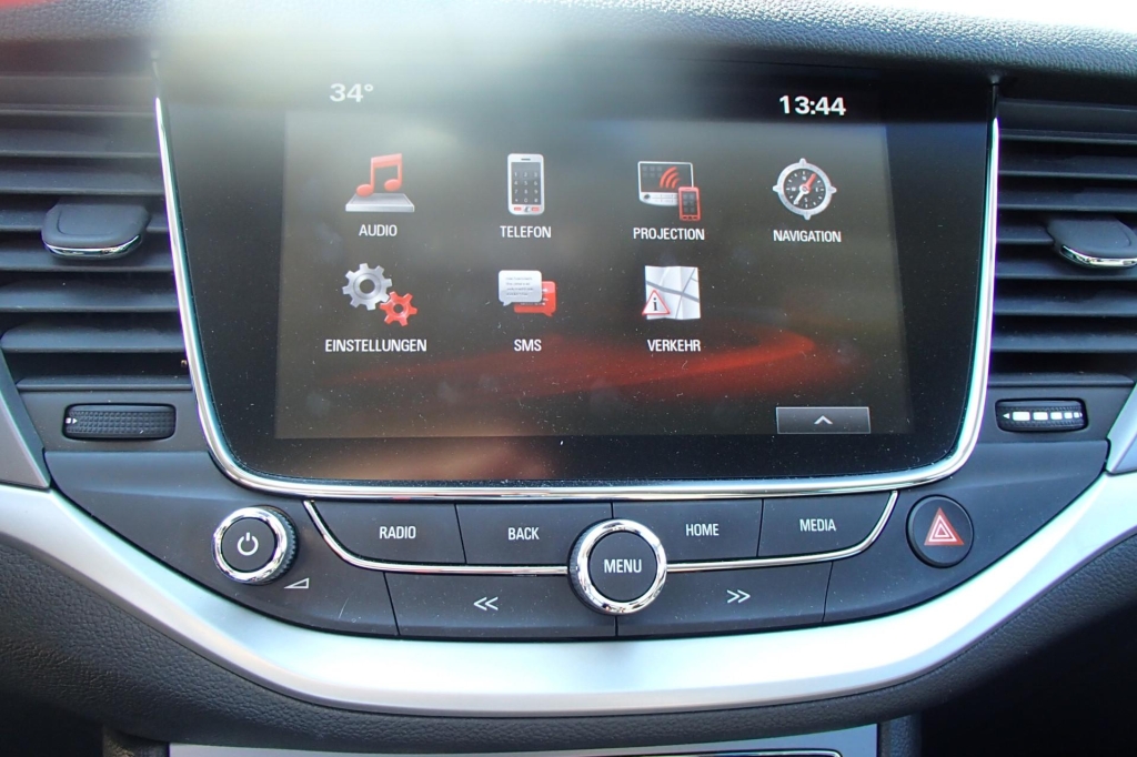 Opel Astra Sports Tourer 2017 фото 6