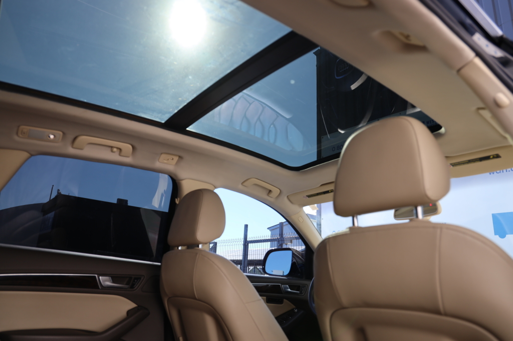 Audi Q5 2012 фото 33