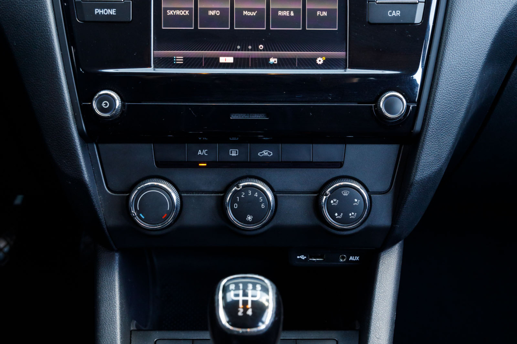 Skoda Octavia A7 2017 фото 22