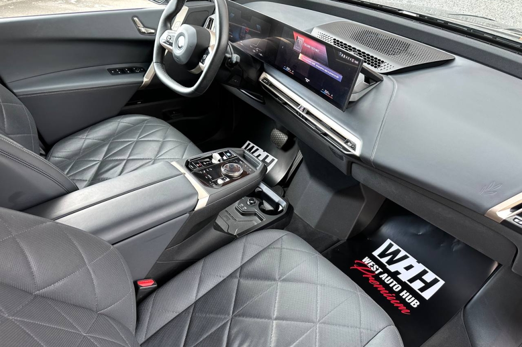 BMW iX xDrive40 2022 фото 14