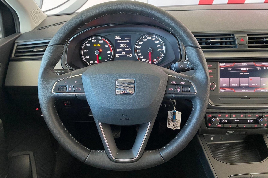 SEAT Ibiza 2019 photo 2