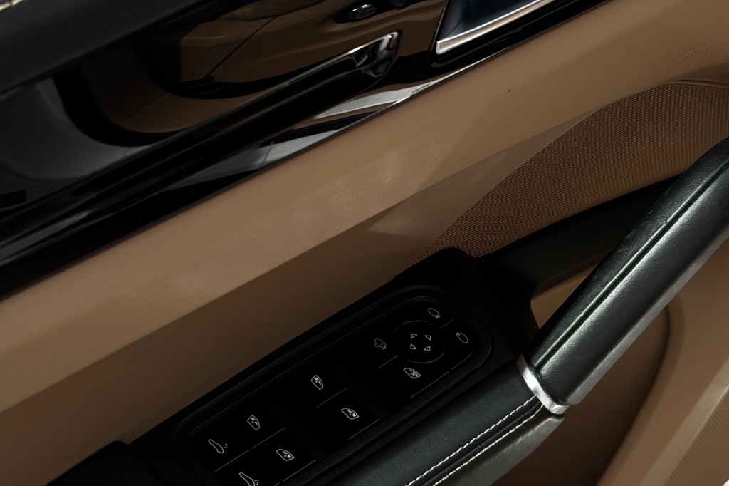 Porsche Cayenne 2019 фото 12